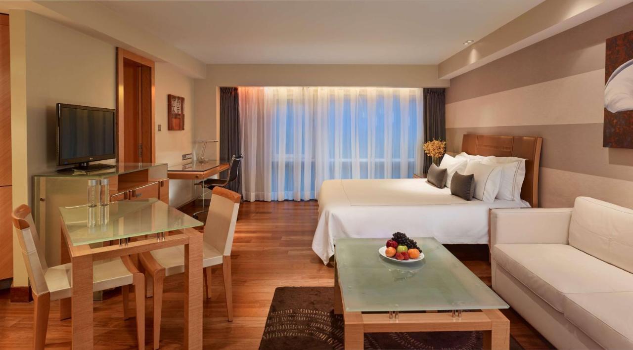 Plaza On The River London Kültér fotó Deluxe Room
